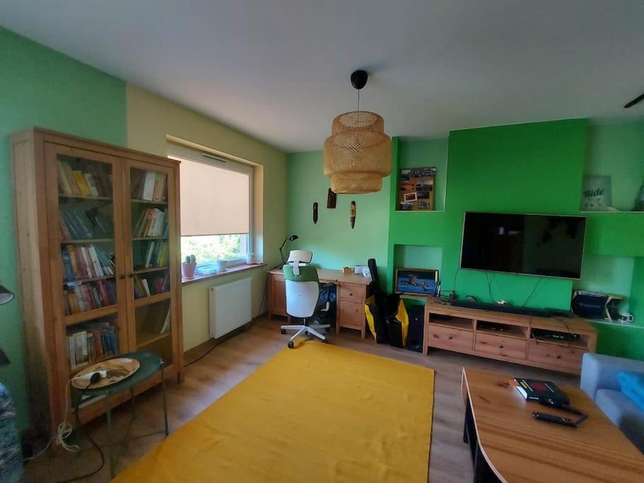 Apartament W Pelni Wyposazone Mieszkanie Lodz, Wifi, Parking, Balkon