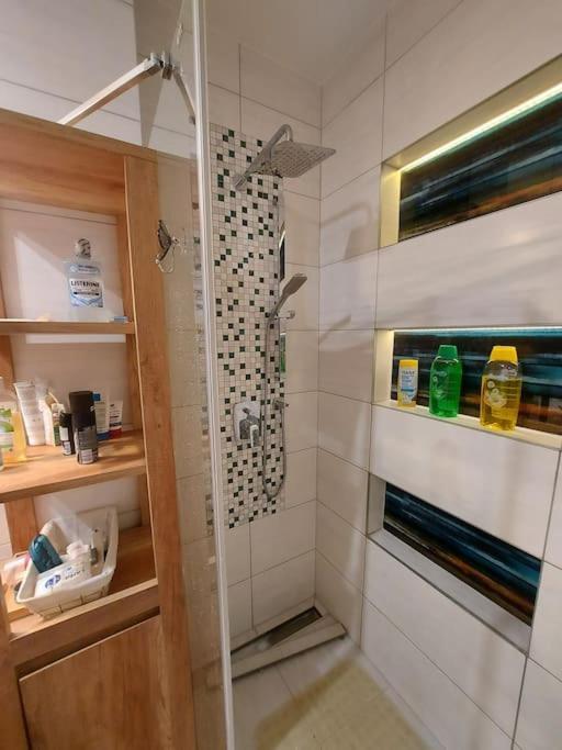 W Pelni Wyposazone Mieszkanie Lodz, Wifi, Parking, Balkon Apartament *